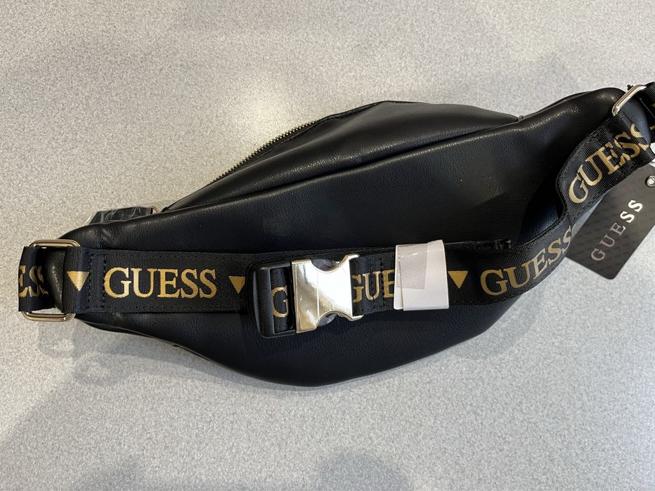 Продам сумку бананку Guess оригінал