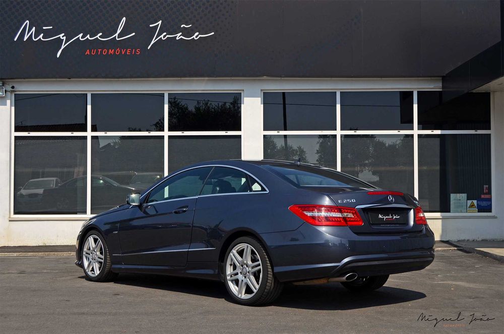 Mercedes-Benz E250 CDi Coupé Pack AMG Nacional