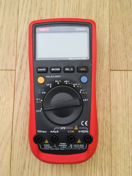 Multimetr Uni-t UT61A uszkodzny