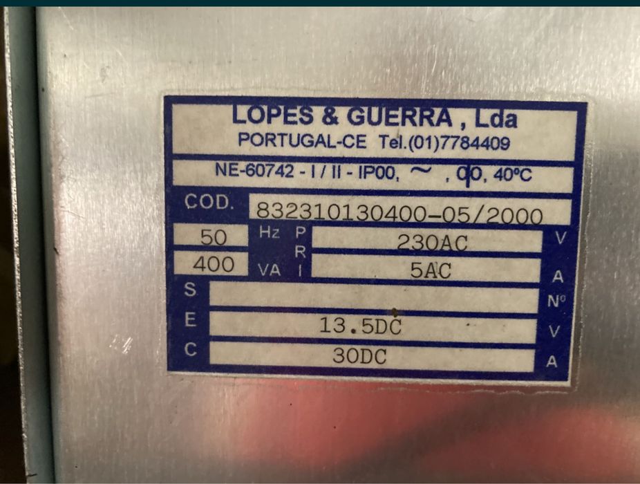 Fonte de alimentação 13,5DC/5AC