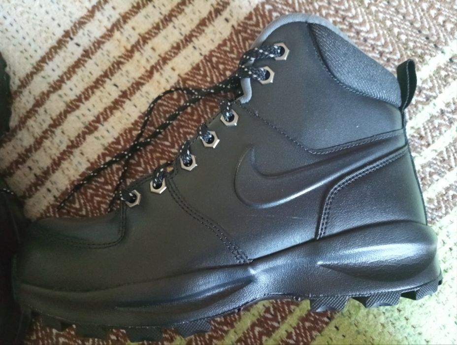 Оригінальні шкіряні ботинки Nike, 38,5-39 р-р, прислані з Англії.