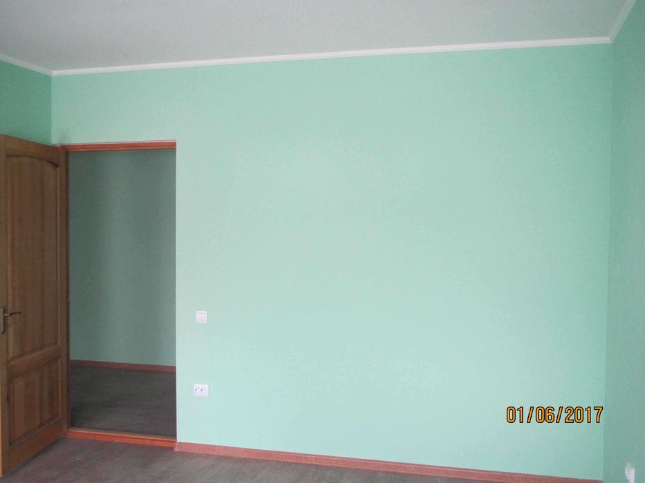 Центр офісна будівля 300 кв.м. гарний стан фасад ціна 650 у.е./кв.м.