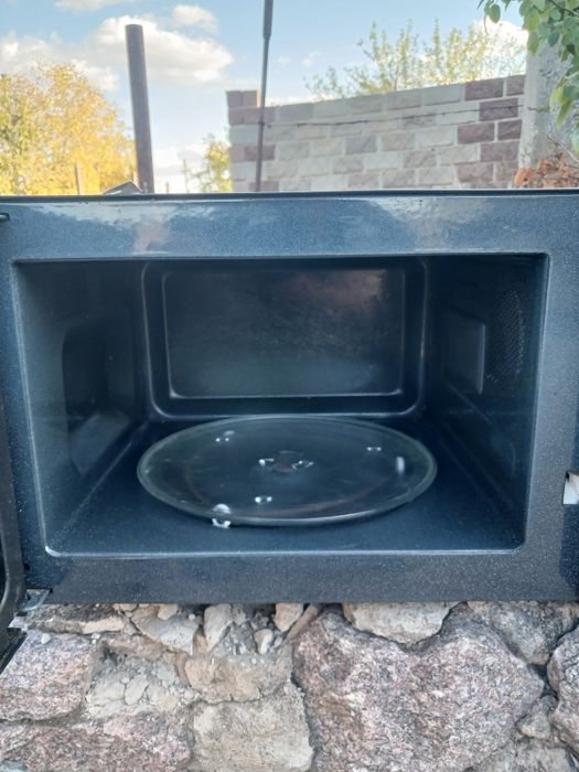 Продам микроволновку