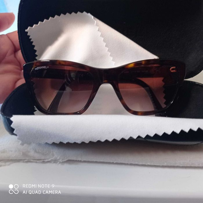 Óculos de sol marca Chanel - como novos - bom preço