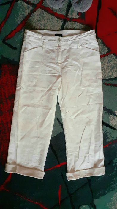 Spodnie białe Gant 14 42
