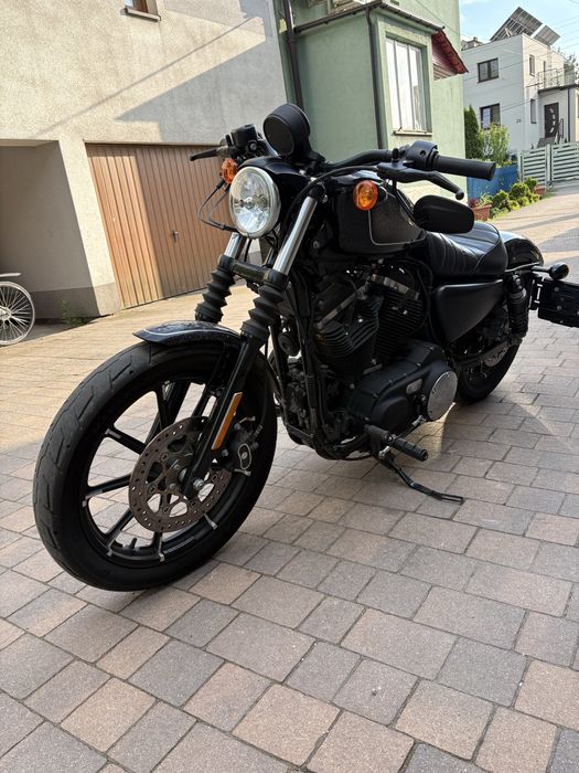 Harley Davidson sportster xl883