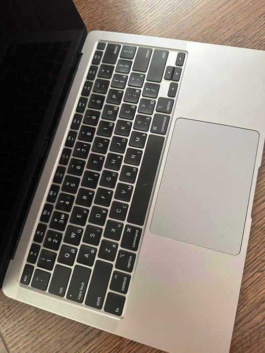 MacBook Air 13” (2020) Space Gray | Intel Core i5 | 16/256 GB