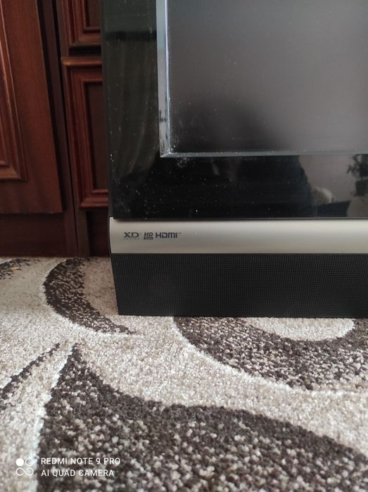 Телевізор LG 42L25R