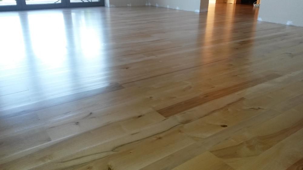 Układanie,cyklinowanie parkietow oraz podłóg drewnianych