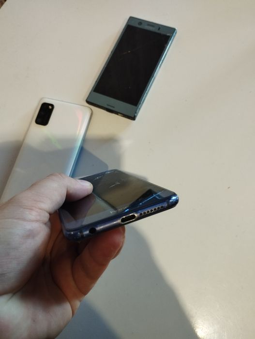 Samsung a41, Huawei, Sony