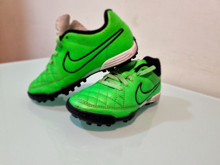 Sapatilhas piso sintético Nike Tiempo