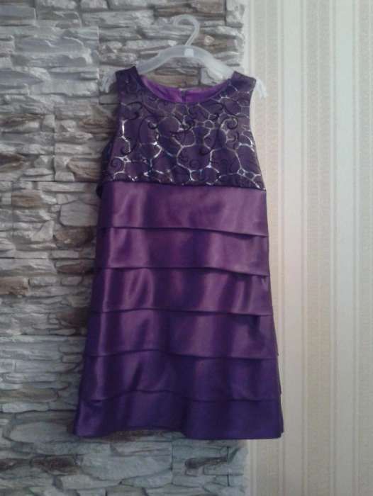 Продам сарафан на дівчинку 8 - 9 років!
