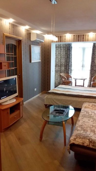 3 кімн.кв-ра у ценрі Словʼянська