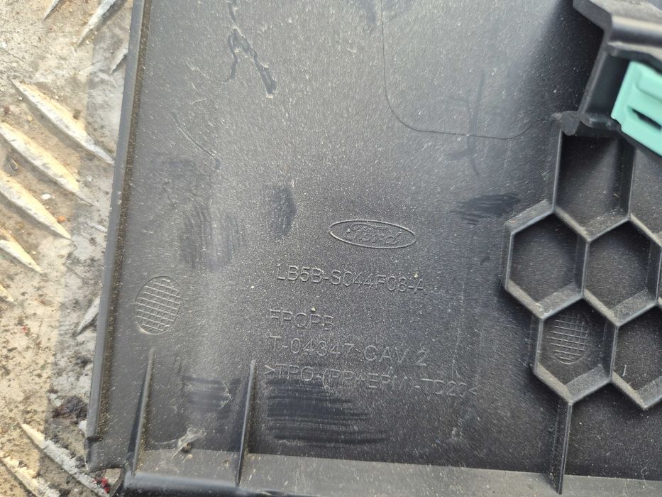Osłona pod kierownicą Ford Explorer VI 2020 + LB5BS044F08A LB5BS044C99