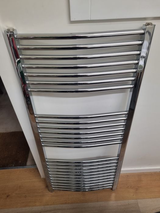 Radiador aquecedor de toalhas