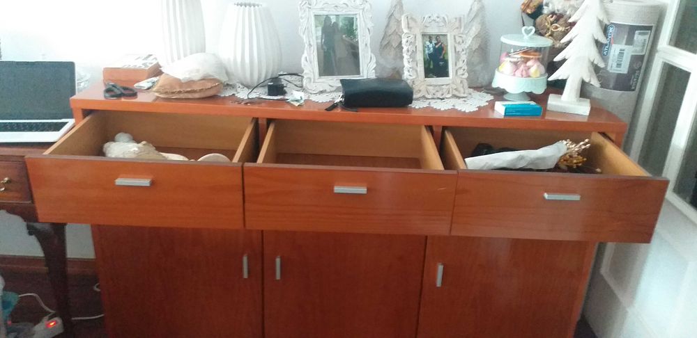 Aparadores sala em pinho