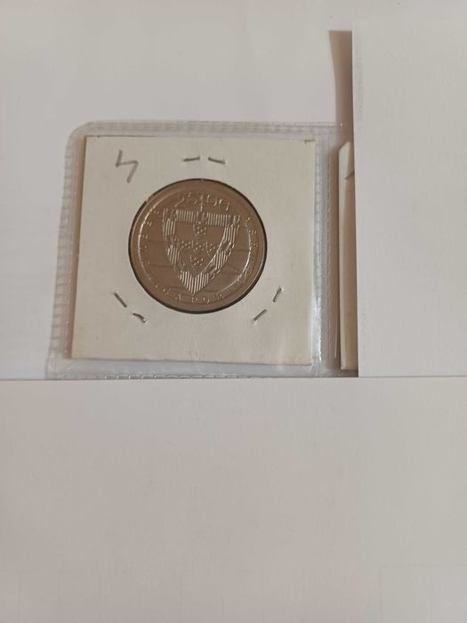 D.JOÃO I moeda de 25$00em PRATA no estado de MBC+ conforme as fotos