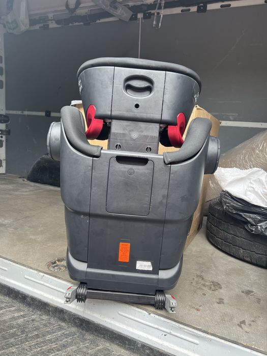 Автокрісло Britax-Romer KIDFIX S  ECE R44/04