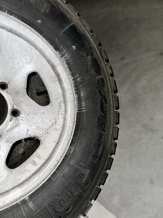 Roda jeep bom estado