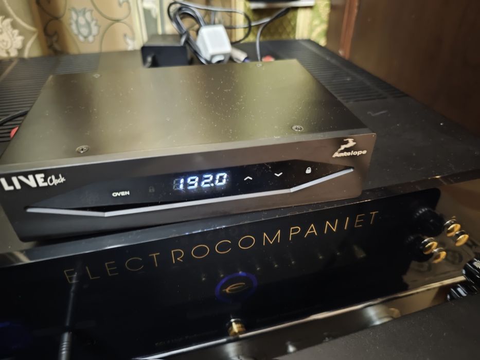 Antelope Audio Live Clock майстер клок