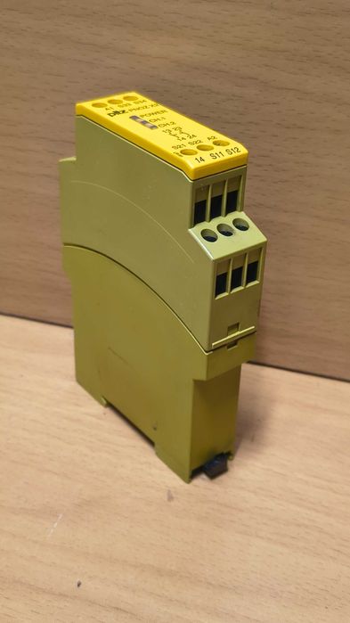 Przekaźnik bezpieczeństwa PNOZ X2 24VDC S2