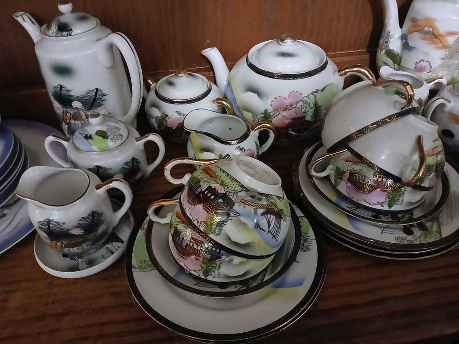 Dishware Services445211780600965120