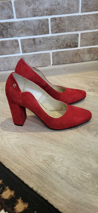 Червоні туфлі 40 натуральна шкіра