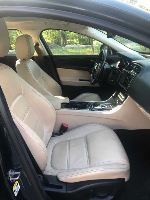 Jaguar XE 2.0 180 CV Sport — photo 5