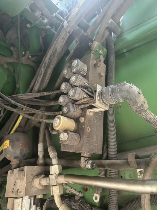 Розборка комбайнів John Deere W650 Джон дир