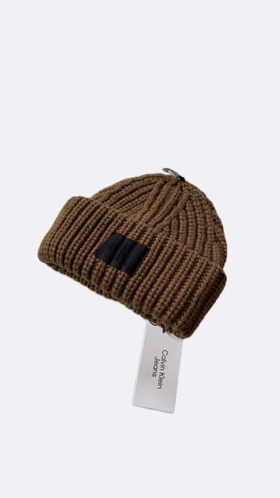 Новая зимняя шапка calvin klein ( ck ribbed knit beanie hat )с америки