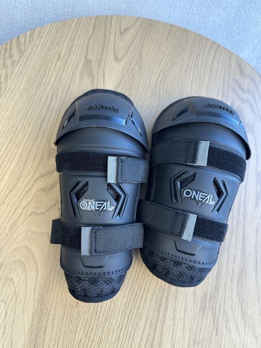 Oneal peewee knee guard захист колін