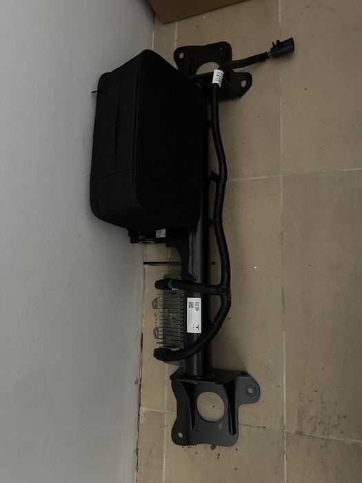 Tesla Model Y Hak holowniczy zestaw, AP4