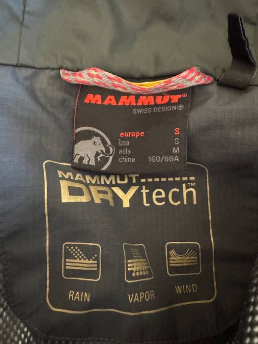 Мужская ветровка MAMMUT чоловіча  куртка