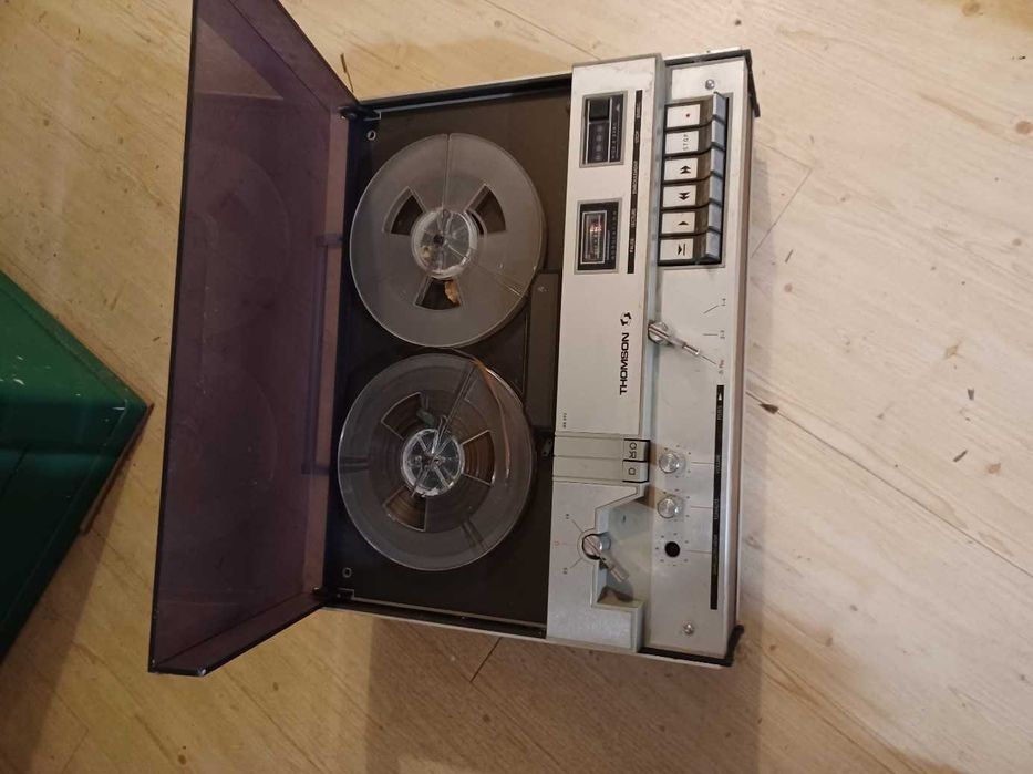 Magnetofon szpulowy Tomson ZK 240 proodukowany w ZRK UNITRA