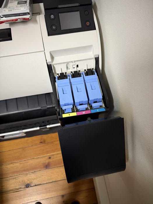 Impressora de grande formato CANON | Imageprograf TM-205