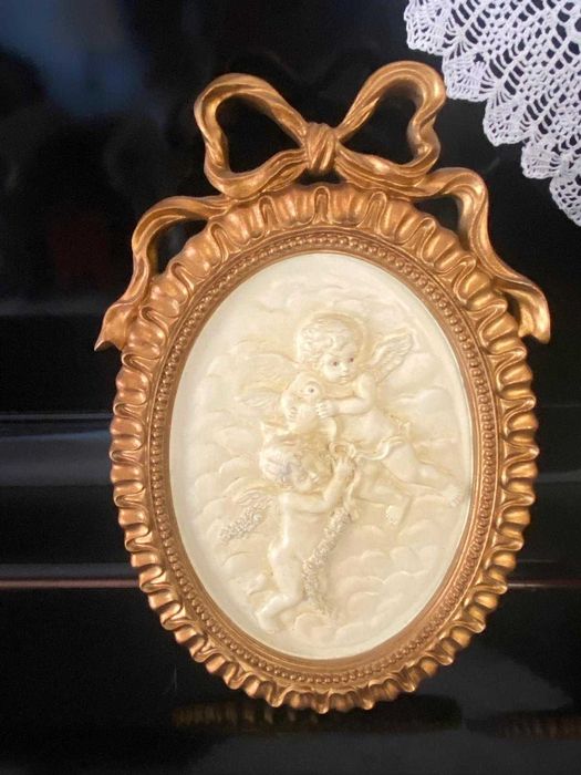 Quadro oval vintage - Querubins (Estilo Barroco)