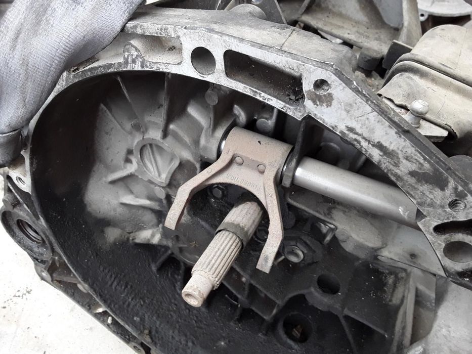CAIXA DE VELOCIDADES RENAULT SAFRANE B54 REF. PK1AA001