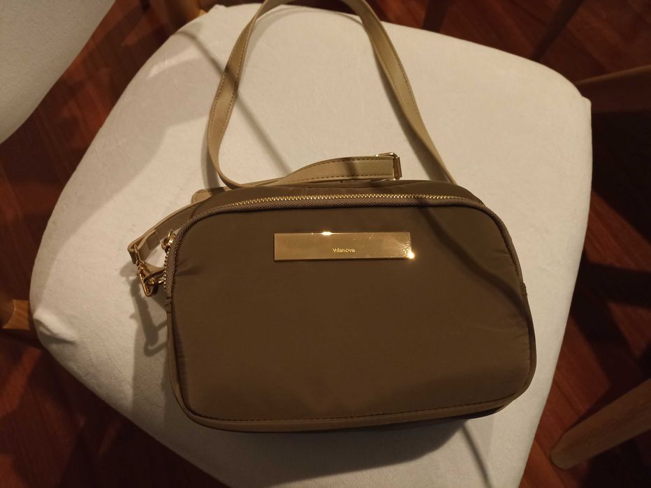 Carteira nova por estrear da marca VilaNova