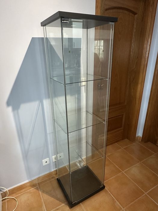 Vitrina de Vidro IKEA DETOLF (Modelo Descontinuado)