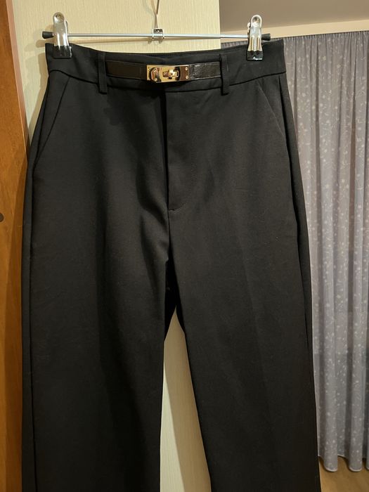 Жіночі класичні брюки