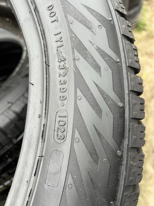 Шини Nokian Hakkapelita R5 R 19 255 45 Finland