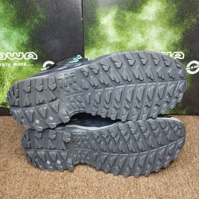 Gore-tex. Туристичні термочеревики Lowa Innovo GTX Mid, Navy/Arctic