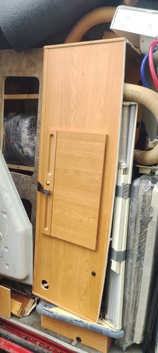 Adria Kamper całe wyposażenie