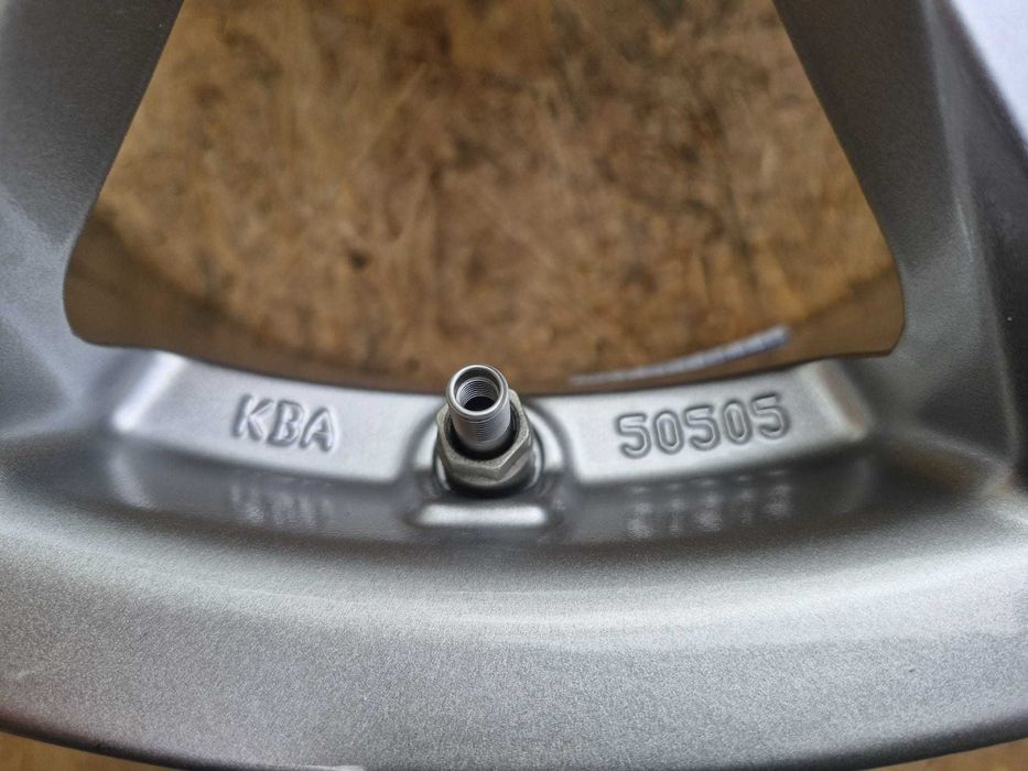 4x Felga Kia  18" 5x114,3 KBA50505