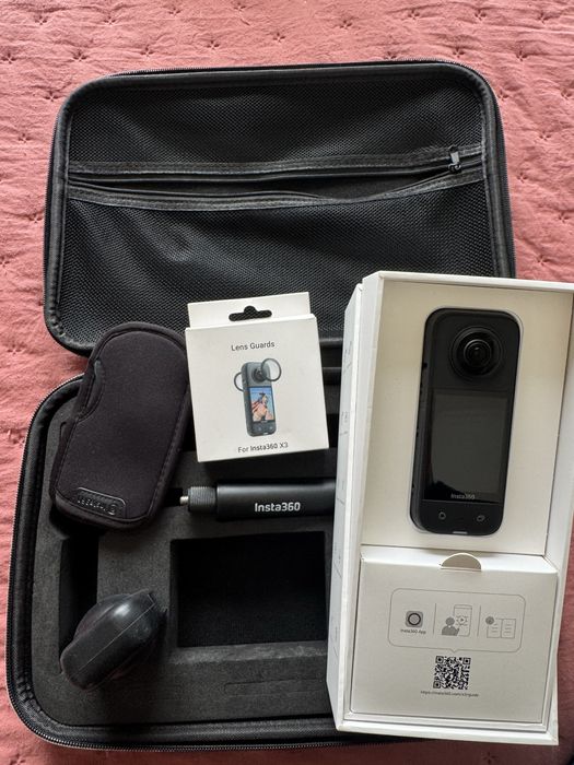 Insta360 X3 360 Action Cam + Acessórios (como nova)
