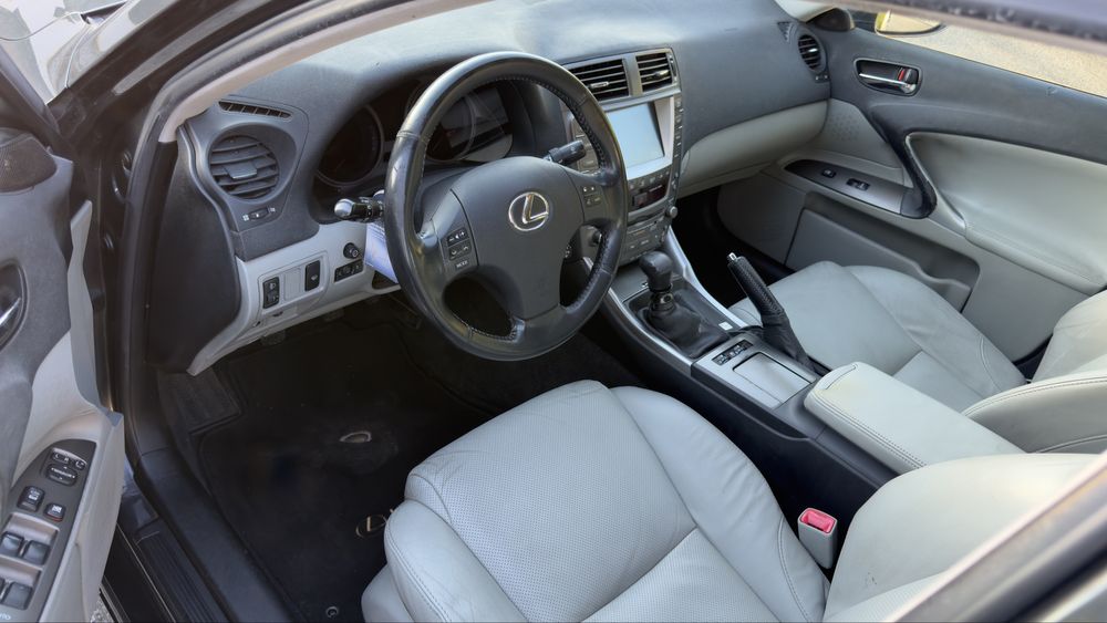 LEXUS IS 220 DIESEL 177 CAVALOS NACIONAL 1 DONO