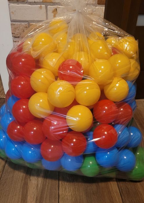 Kolorowe kulki suchy basen