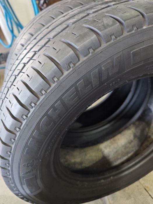 225/65/16C Michelin