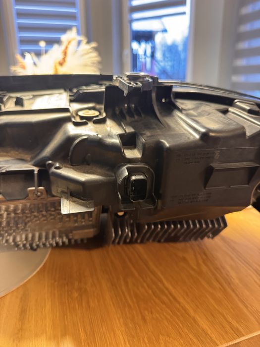 Prawa lampa Przednia Bmw g20 lci full led Usa