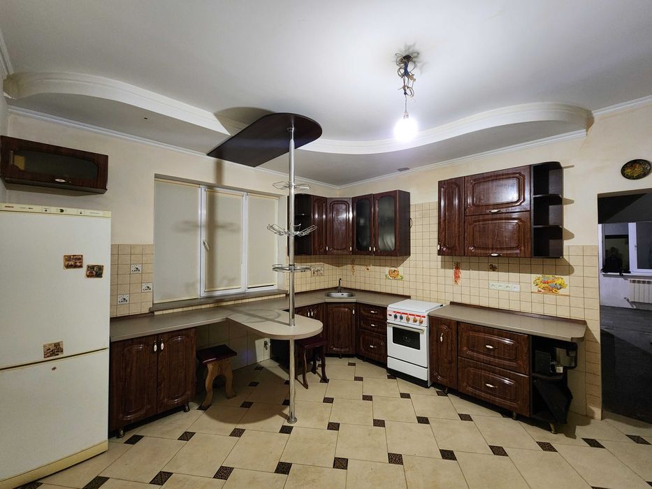 ВІтаю! Продам будинок в передмісті Києва, Крюківщина_Тарасівка.